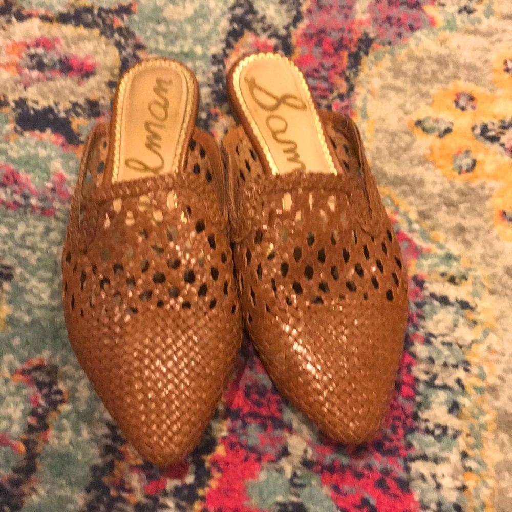 Sam Edelman natural flat slides size 9.5